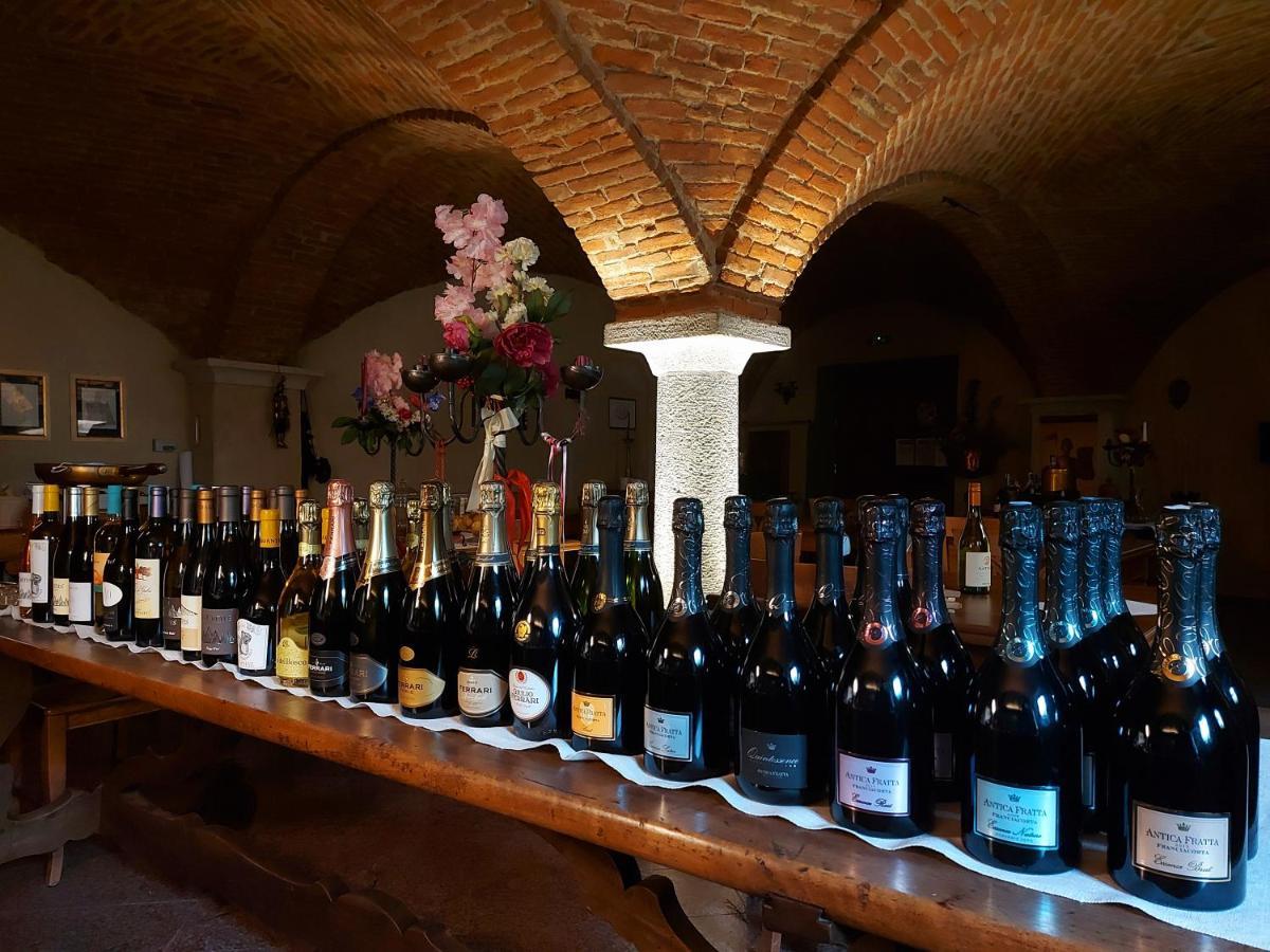 Hotel A' la Table du Sommelier à Saint-Vincent Extérieur photo