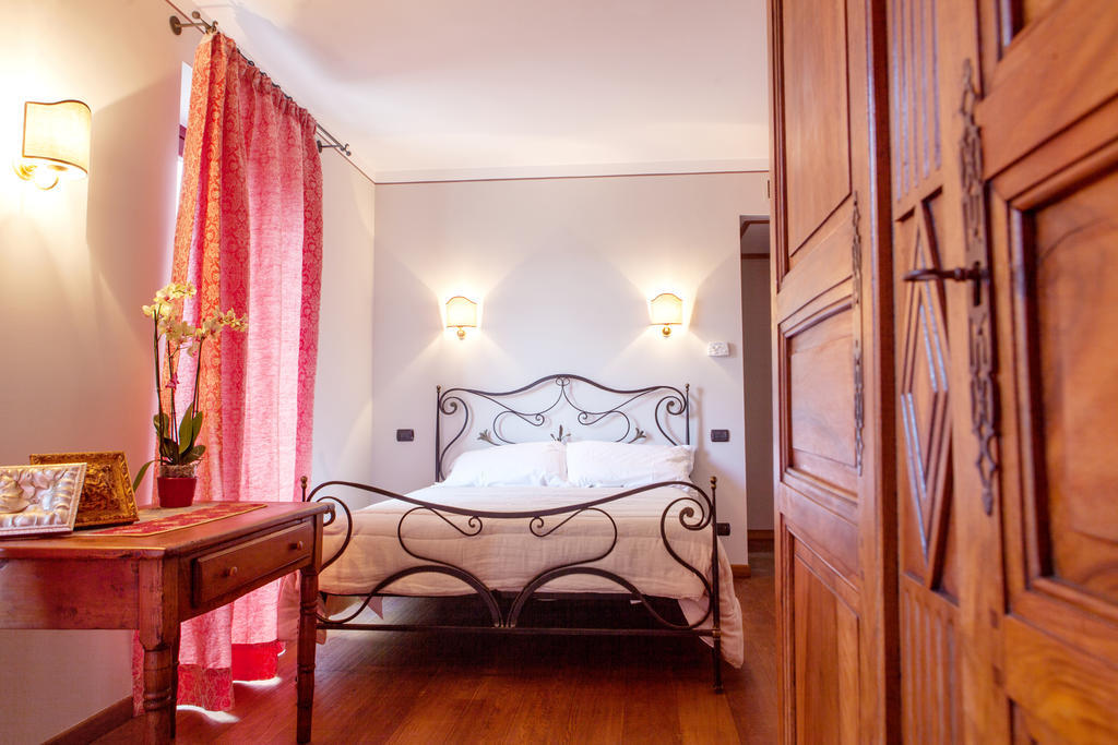 Hotel A' la Table du Sommelier à Saint-Vincent Chambre photo
