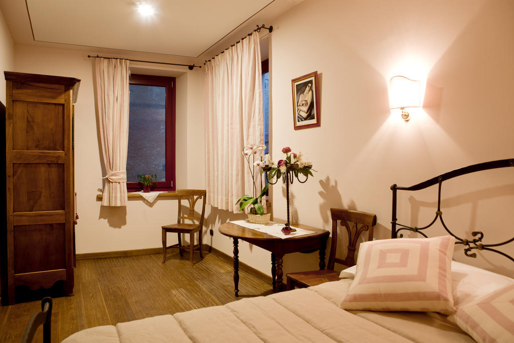 Hotel A' la Table du Sommelier à Saint-Vincent Chambre photo