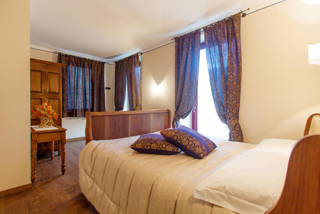 Hotel A' la Table du Sommelier à Saint-Vincent Chambre photo